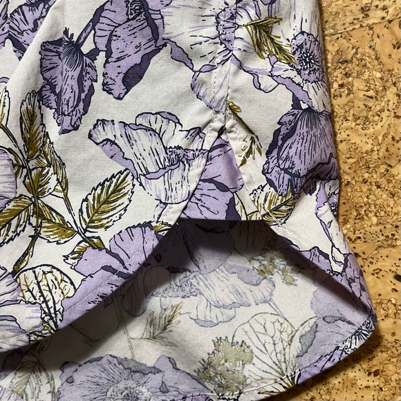 Duluth Trading Company Purple Floral Wrinkle Fighter Button Down Tunic NWOT Sz L - Picture 6 of 12